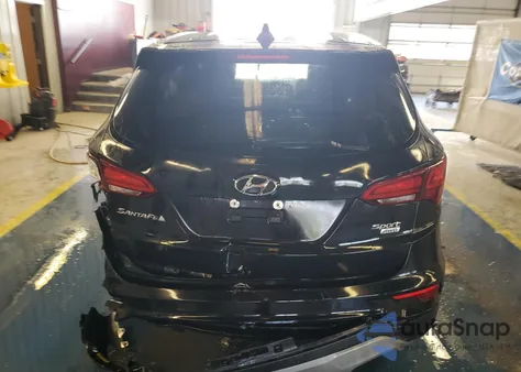 2017 Hyundai Santa Fe Sport z USA, uszkodzony, nr VIN 5NMZTDLB5HH020856